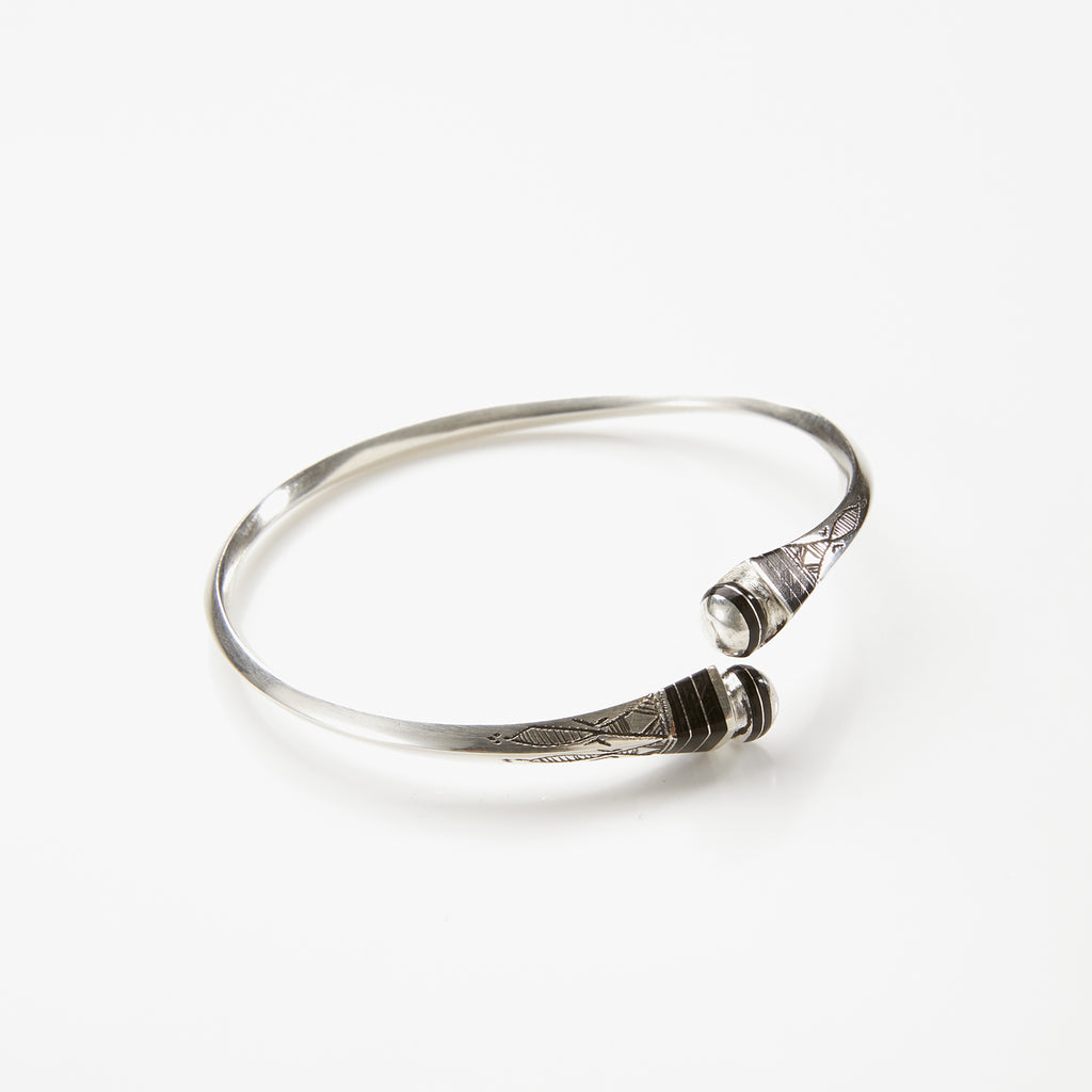 【美品】ADAWAT'N TUAREG Tafoukt Amakkran 美品】ADAWAT'N TUAREG Tafoukt Amakkran - メルカリ